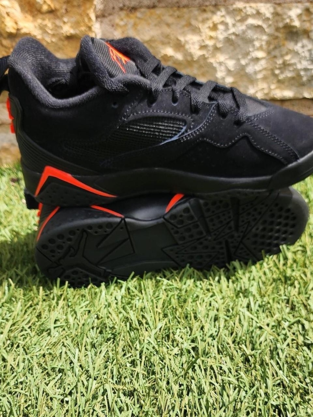 Air Jordan Flight MVP 92" Infereds Basketball Sneakers - Picture 6 of 6